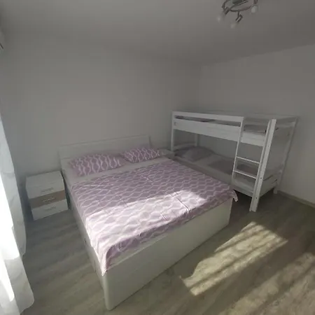 Apartman Maslov Apartment Duce