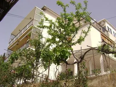 Apartman Maslov * Duce